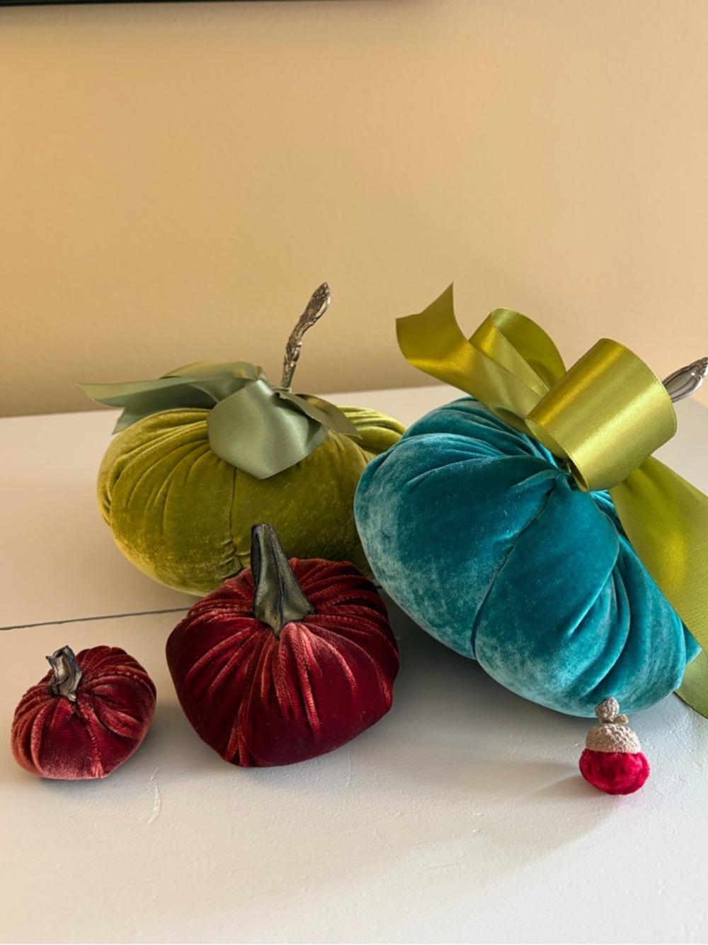 Velvet Holiday Pumpkin Décor Set - Teal, Olive & Red